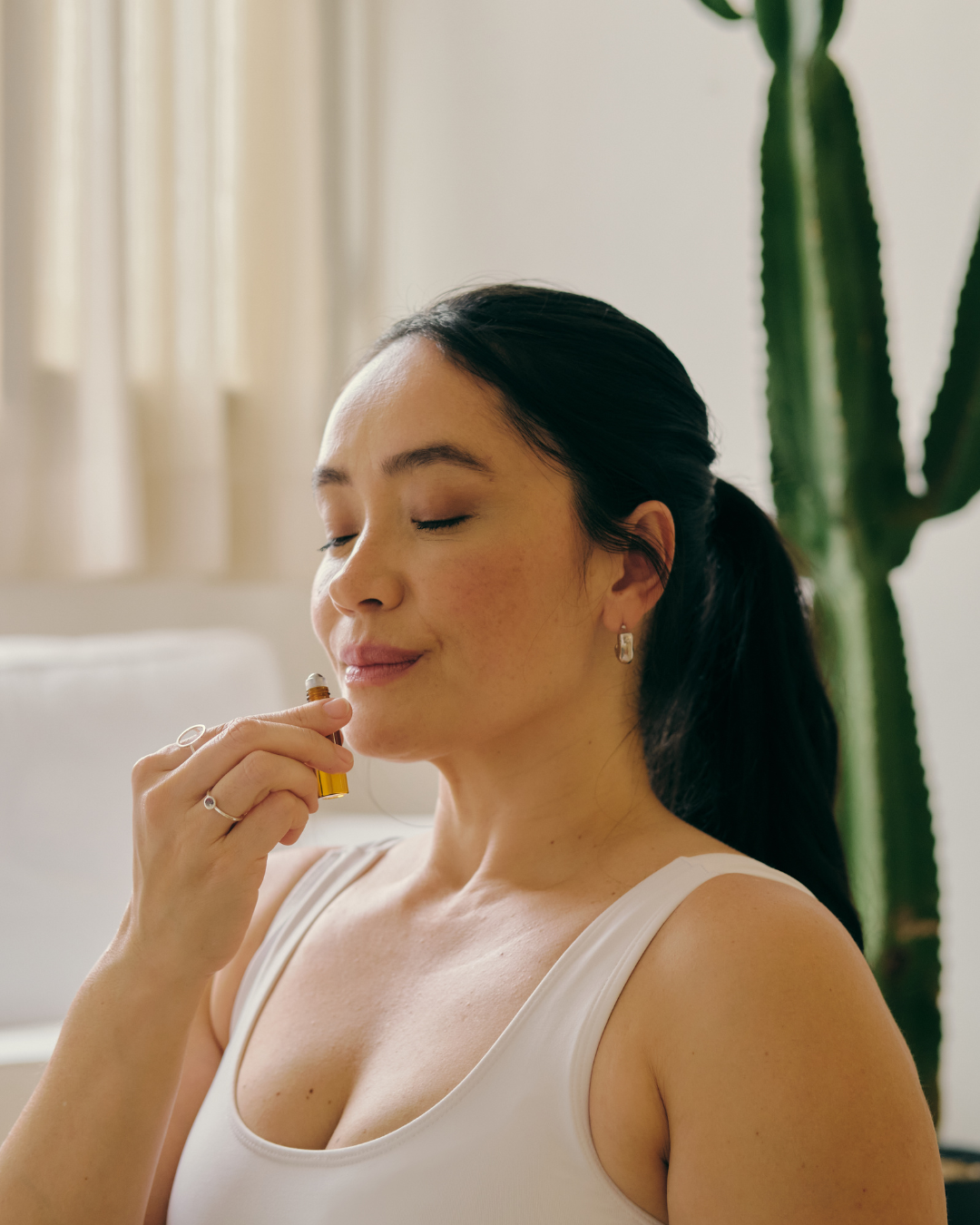 White and Beige Neutral Clean Women Bags Instagram Post (16)